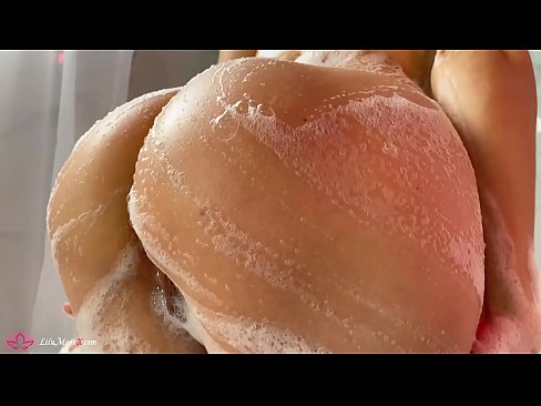 ❤️ Morena masturba o coño cun vibrador ata un orgasmo intenso na ducha ☑ Vídeo de puta na pornografía gl.sexygirlspics-com.ru ❌
